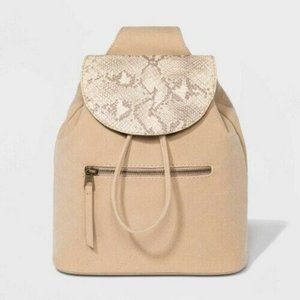 Universal Thread Small Flap Backpack, Sand Snake T